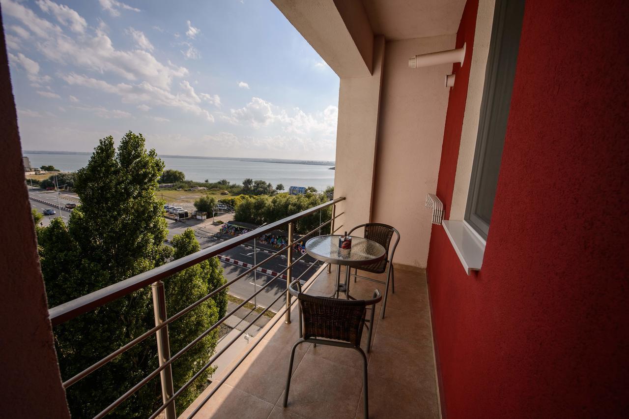 Magnum Residence Năvodari Buitenkant foto